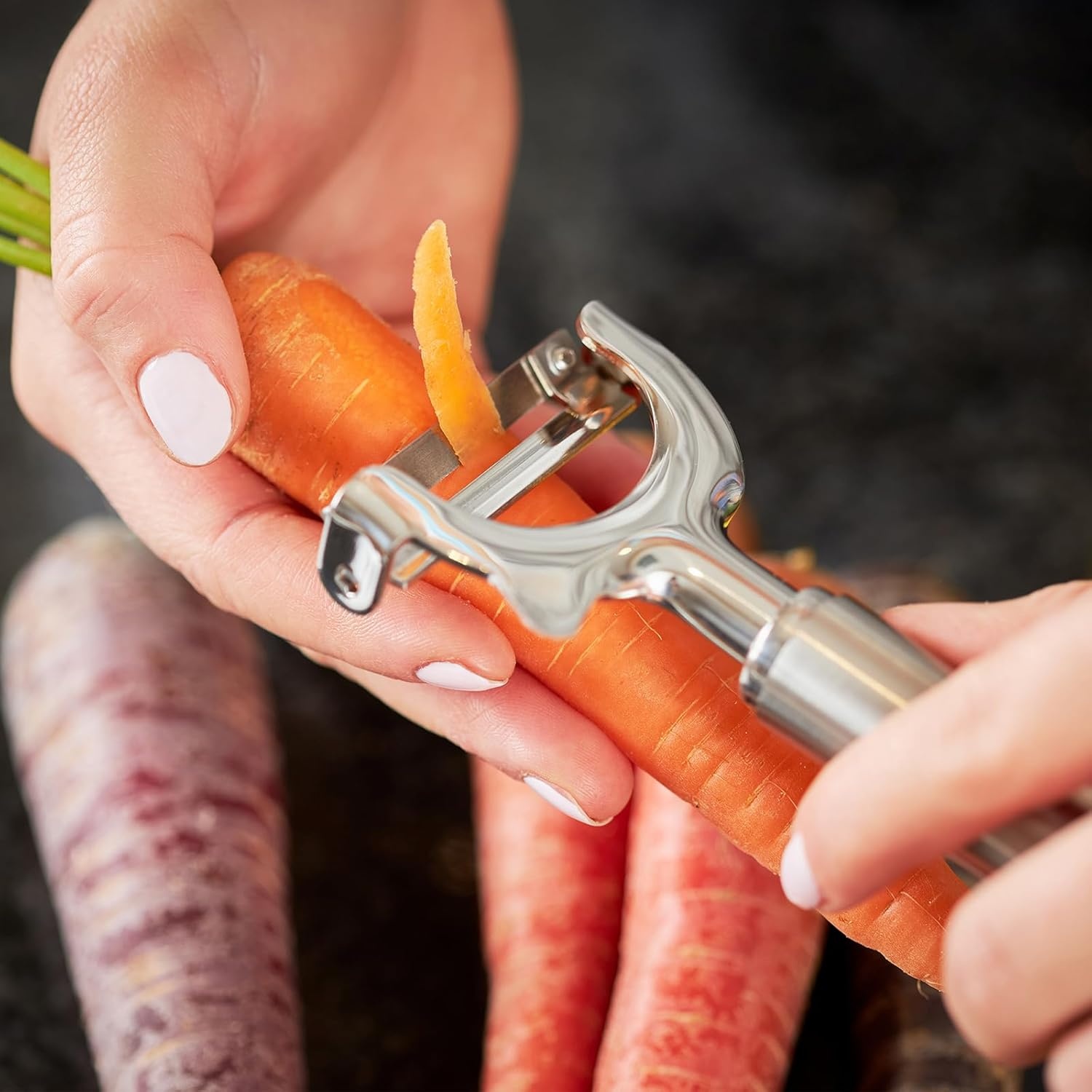 image:imageRosle RightHanded Swivel PeelerCrosswise Swivel Peeler