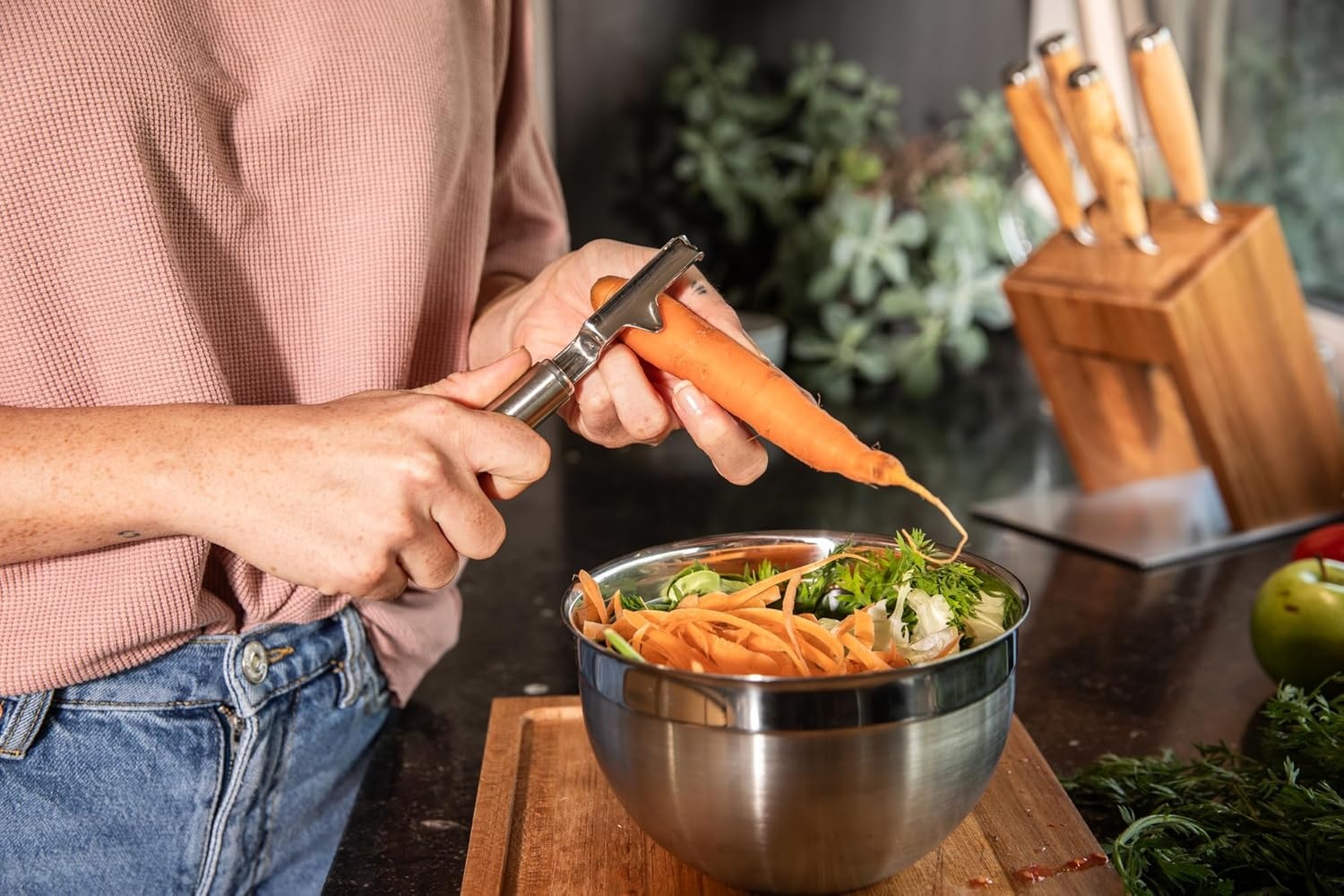 image:imageRosle RightHanded Swivel PeelerLeftHanded Swivel Peeler